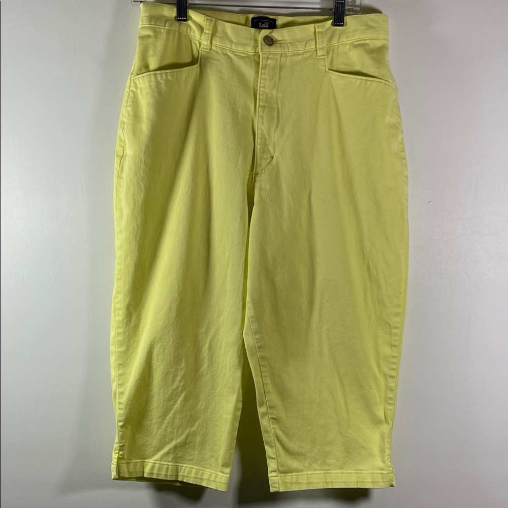 Lee Capris Pants Women Size 14M Yellow Pockets Front & Back Zipper Belt Loops
